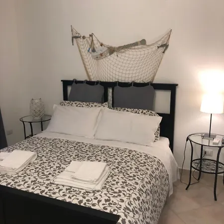 Bed & Breakfast Capomulini Mare
